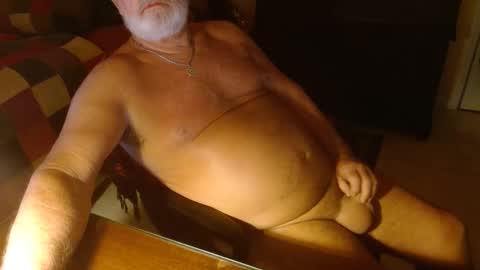 Snapshot of barefred chatting on December 5, 2024, 7:49 am Fred online show from December 5, 2024, 7:49 am