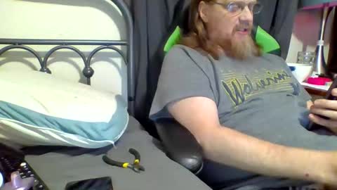 barrett4200 online show from March 25, 2026, 6:36 pm