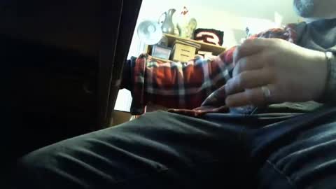 bartender3127 online show from January 17, 2025, 4:04 pm