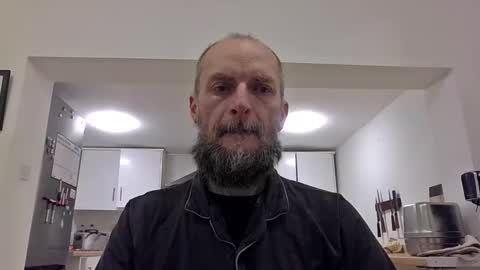 Snapshot of basiccamguy chatting on April 22, 2026, 12:46 am basiccamguy online show from April 22, 2026, 12:46 am