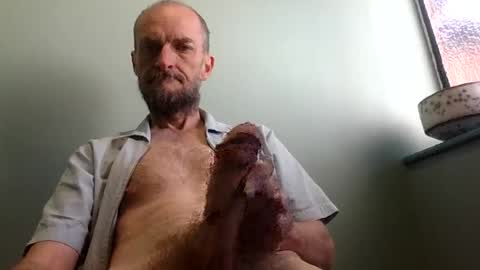 Snapshot of basiccamguy chatting on July 20, 2026, 2:30 pm basiccamguy online show from July 20, 2026, 2:30 pm