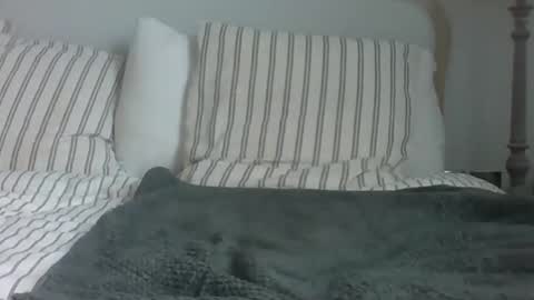 Snapshot of bass245 chatting on December 15, 2025, 10:30 am Bass245 online show from December 15, 2025, 10:30 am