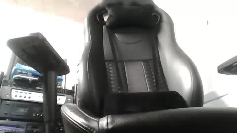 Snapshot of basskep chatting on April 9, 2026, 12:32 pm basskep online show from April 9, 2026, 12:32 pm