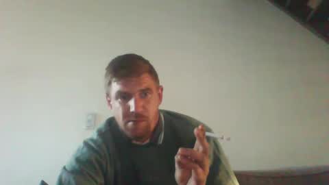 basteleus1 online show from November 7, 2025, 7:41 am