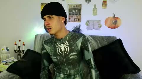 Snapshot of bastiaan_28 chatting on October 18, 2025, 3:42 am Bastian online show from October 18, 2025, 3:42 am