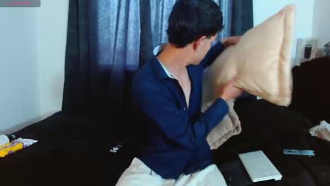 Bastian online show from November 30, 2025, 8:57 pm