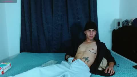 Bastian online show from December 22, 2025, 11:02 pm