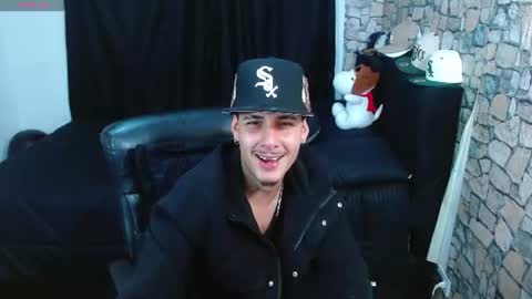 Snapshot of bastiaan_28 chatting on August 1, 2026, 10:19 pm Bastian online show from August 1, 2026, 10:19 pm