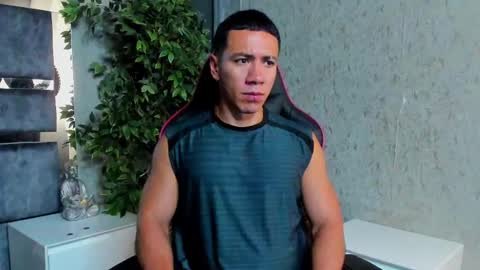 Bastian Independent Model online show from October 8, 2025, 3:20 pm