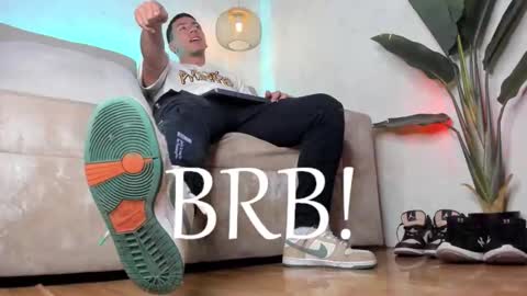 Bastian Independent Model online show from February 15, 2026, 2:03 pm