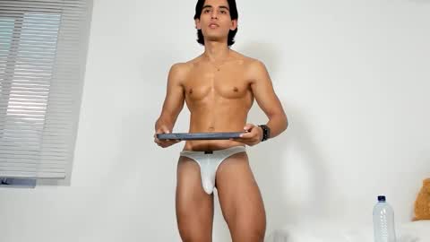 Snapshot of bastianmaalouf chatting on October 21, 2025, 10:32 pm Bastian Maalouf online show from October 21, 2025, 10:32 pm