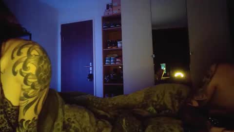 Snapshot of bastone66 chatting on November 16, 2025, 1:00 am bastone66 online show from November 16, 2025, 1:00 am