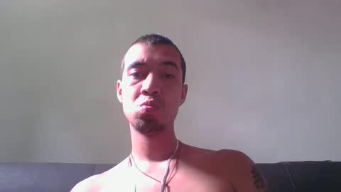 batoroom online show from March 26, 2026, 3:50 pm