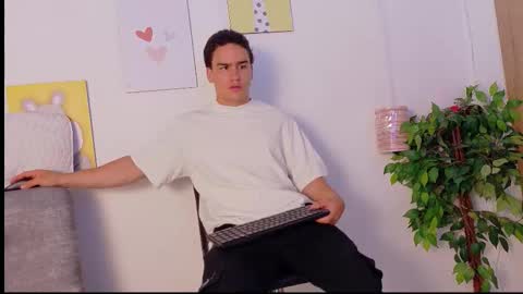 battista  online show from March 3, 2026, 11:43 pm