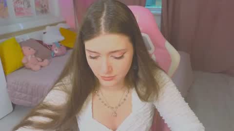 Snapshot of batty_sweetie chatting on July 4, 2026, 7:47 am Jessica online show from July 4, 2026, 7:47 am