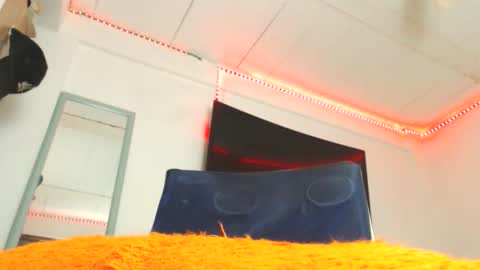 Snapshot of bayoletsweett chatting on February 23, 2026, 6:49 pm deivid online show from February 23, 2026, 6:49 pm