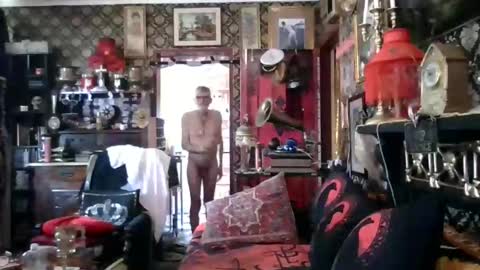 Bazza online show from February 10, 2026, 2:48 am