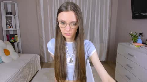 Snapshot of bb_lourels_ chatting on February 1, 2025, 4:54 pm Lourel I will be here on and online show from February 1, 2025, 4:54 pm