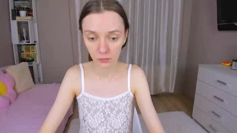 Snapshot of bb_lourels_ chatting on March 4, 2026, 6:36 pm Lourel I will be here on and online show from March 4, 2026, 6:36 pm