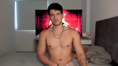 Valentino online show from October 11, 2025, 8:51 pm