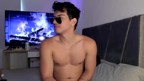 Valentino online show from October 21, 2025, 9:15 pm