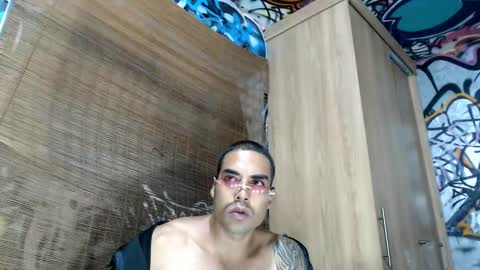 Justin online show from October 14, 2025, 12:00 am