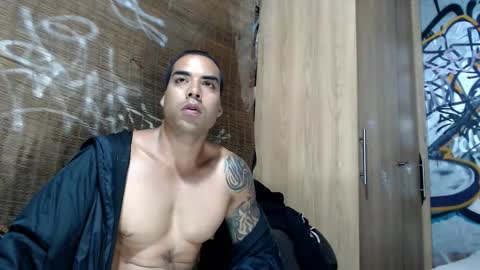 Justin online show from November 6, 2025, 1:06 am