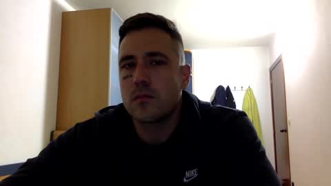 Snapshot of bbnamelezz chatting on November 4, 2025, 7:46 pm BB Namelezz online show from November 4, 2025, 7:46 pm