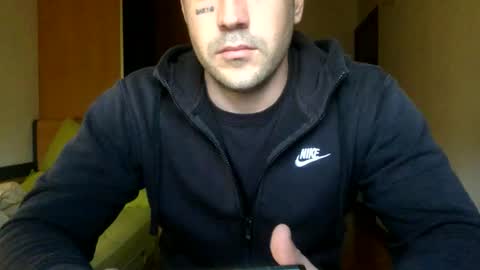 Snapshot of bbnamelezz chatting on March 10, 2026, 6:29 am BB Namelezz online show from March 10, 2026, 6:29 am