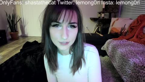 Snapshot of bbshasta chatting on January 28, 2025, 2:11 am Shasta online show from January 28, 2025, 2:11 am