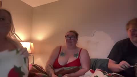 bbwqueen216 online show from July 12, 2026, 3:52 am