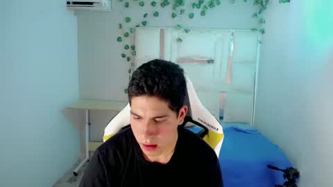 Snapshot of bby_cash_ chatting on July 2, 2026, 4:07 am BBY CASH online show from July 2, 2026, 4:07 am