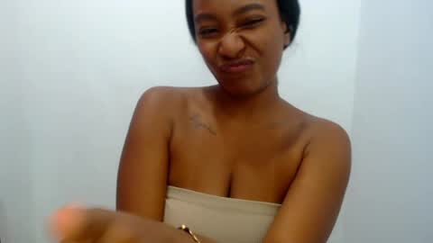 Snapshot of bby_natasha chatting on August 4, 2026, 5:59 pm Natasha online show from August 4, 2026, 5:59 pm