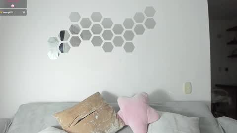 Snapshot of bby_salome_ chatting on September 24, 2025, 4:49 am salom online show from September 24, 2025, 4:49 am