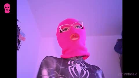 Amber  online show from October 31, 2025, 1:56 pm