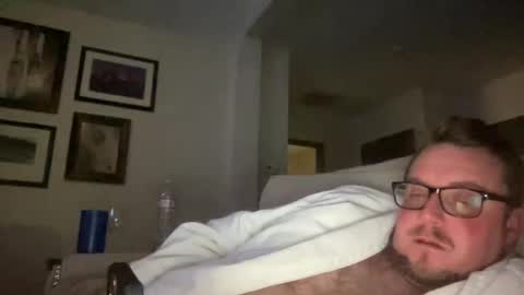 Snapshot of beach1192 chatting on November 20, 2025, 10:26 am beach1192 online show from November 20, 2025, 10:26 am