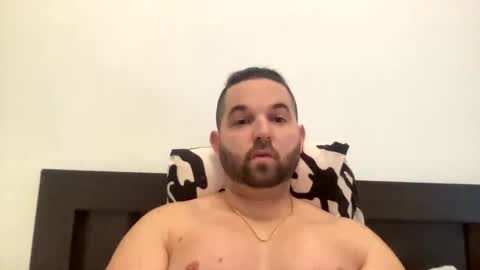 Snapshot of beachboyhardonyou chatting on February 21, 2025, 11:33 am beachboyhardonyou online show from February 21, 2025, 11:33 am