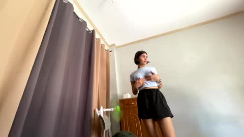 Miss B online show from October 19, 2025, 3:40 am