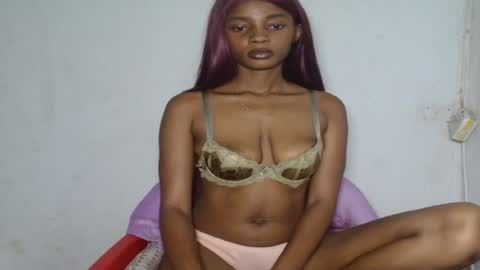 Snapshot of beakimber50 chatting on July 7, 2026, 3:49 pm beakimber50 online show from July 7, 2026, 3:49 pm