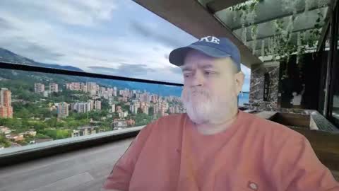 Snapshot of bear4muscle chatting on January 31, 2026, 9:57 pm Dookie online show from January 31, 2026, 9:57 pm