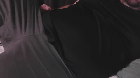 bear_man_oi online show from December 15, 2024, 8:41 am