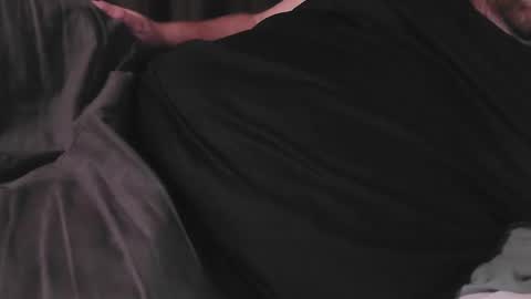 bear_man_oi online show from December 15, 2024, 11:45 am