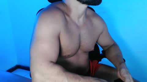 Snapshot of beard_top_guy chatting on February 21, 2025, 1:55 am Beard Guy online show from February 21, 2025, 1:55 am