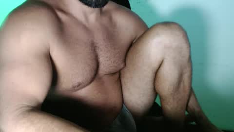 Snapshot of beard_top_guy chatting on March 12, 2025, 11:22 pm Beard Guy online show from March 12, 2025, 11:22 pm