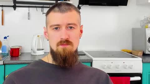 Snapshot of bearded_legend chatting on February 15, 2026, 9:19 am Zeus online show from February 15, 2026, 9:19 am