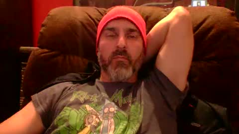 Snapshot of beardedambition chatting on November 6, 2025, 11:04 pm beardedambition online show from November 6, 2025, 11:04 pm