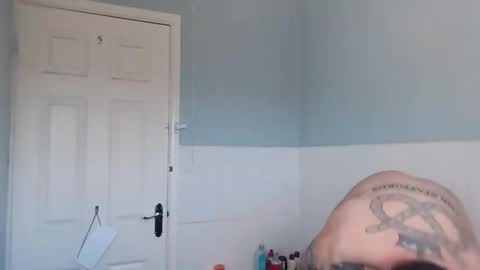 Snapshot of beardedtattedguy chatting on September 22, 2025, 3:14 pm beardedtattedguy online show from September 22, 2025, 3:14 pm