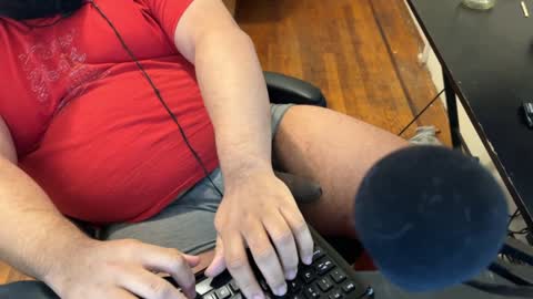 beardudeguy online show from January 10, 2025, 4:41 pm