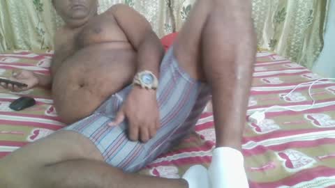 Snapshot of beargryzzly chatting on December 11, 2024, 2:30 am Grizzly online show from December 11, 2024, 2:30 am