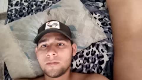 Jhon Tenjo and Sofi online show from September 15, 2025, 9:15 pm